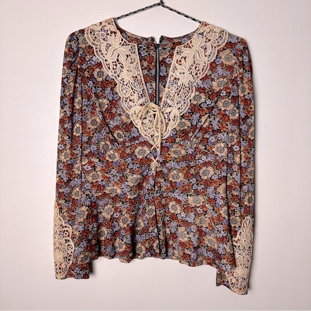 Vintage 70s Lace V Neck Lace Up Dark Floral Peplum Blouse